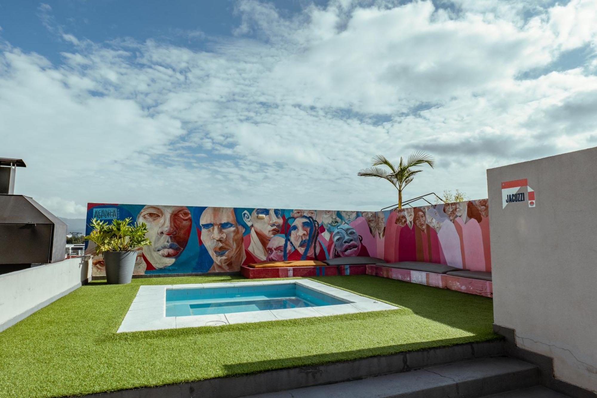 Uma Suites Chia Bagian luar foto